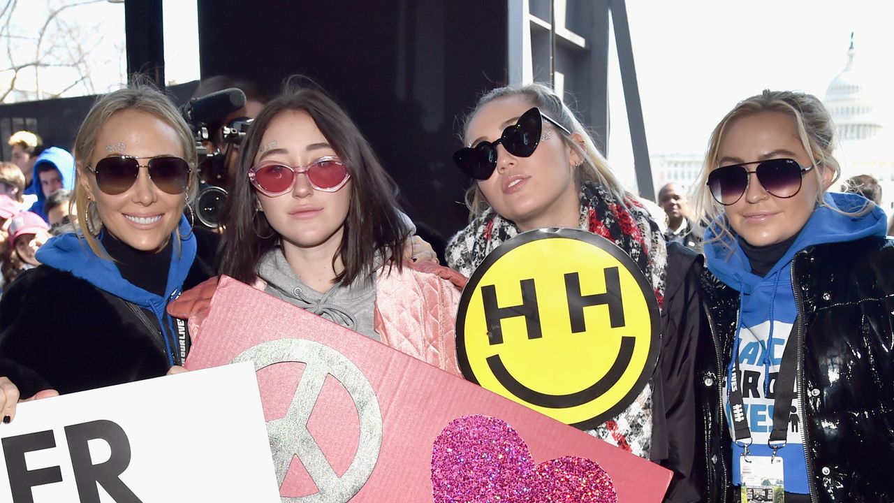 Miley Cyrus's Alleged Biological Mom: Shocking Claims Unpacked