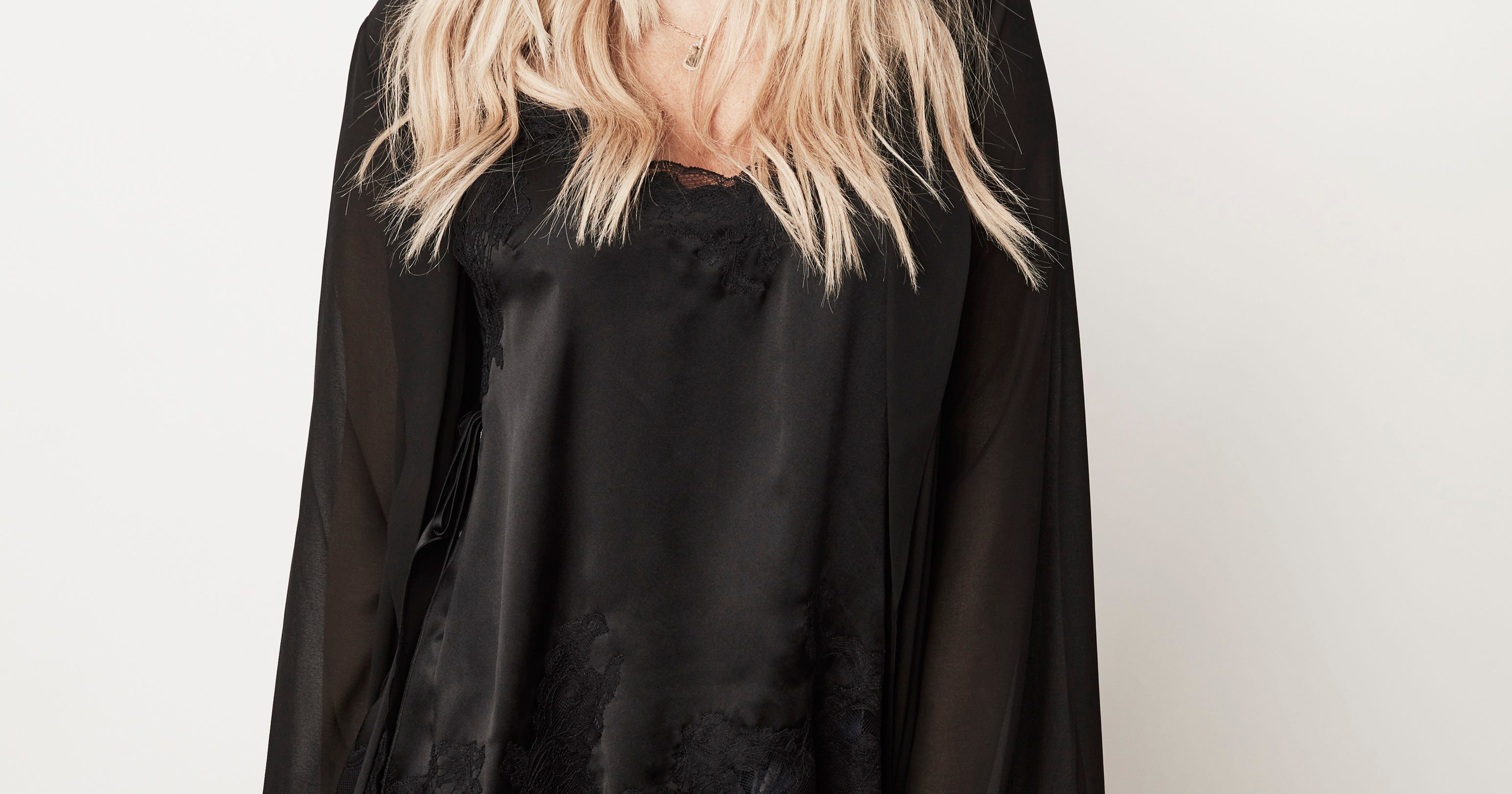 Tish Cyrus: Manager, Mom, and Miley's 'Homie' Uncovered